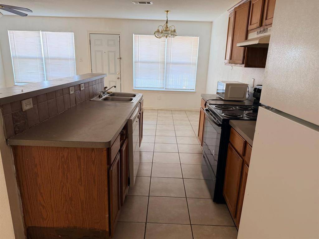 Fort Worth, TX 76119,4512 Alamosa Street