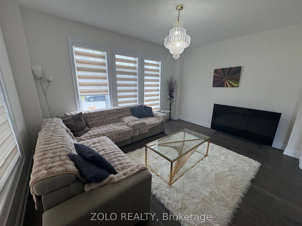 Innisfil, ON L9S 0J9,1644 Corsal CT