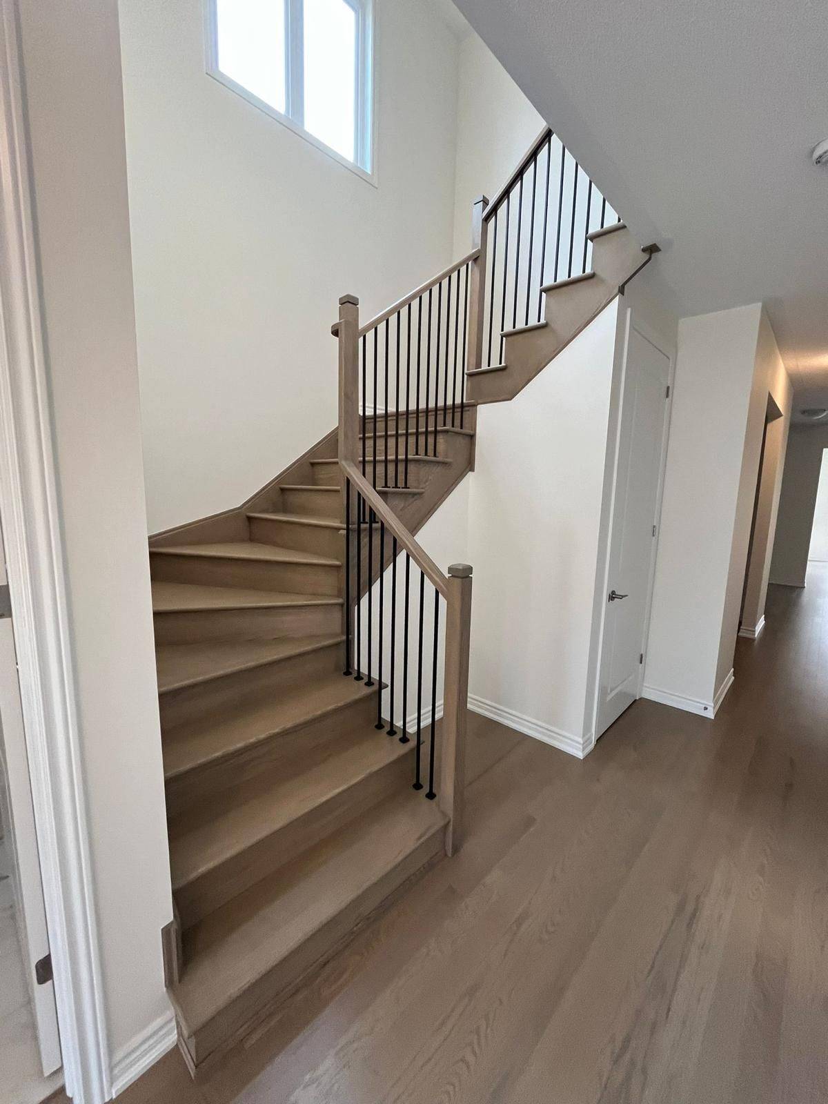 Barrie, ON L9J 0H6,13 Gemini DR