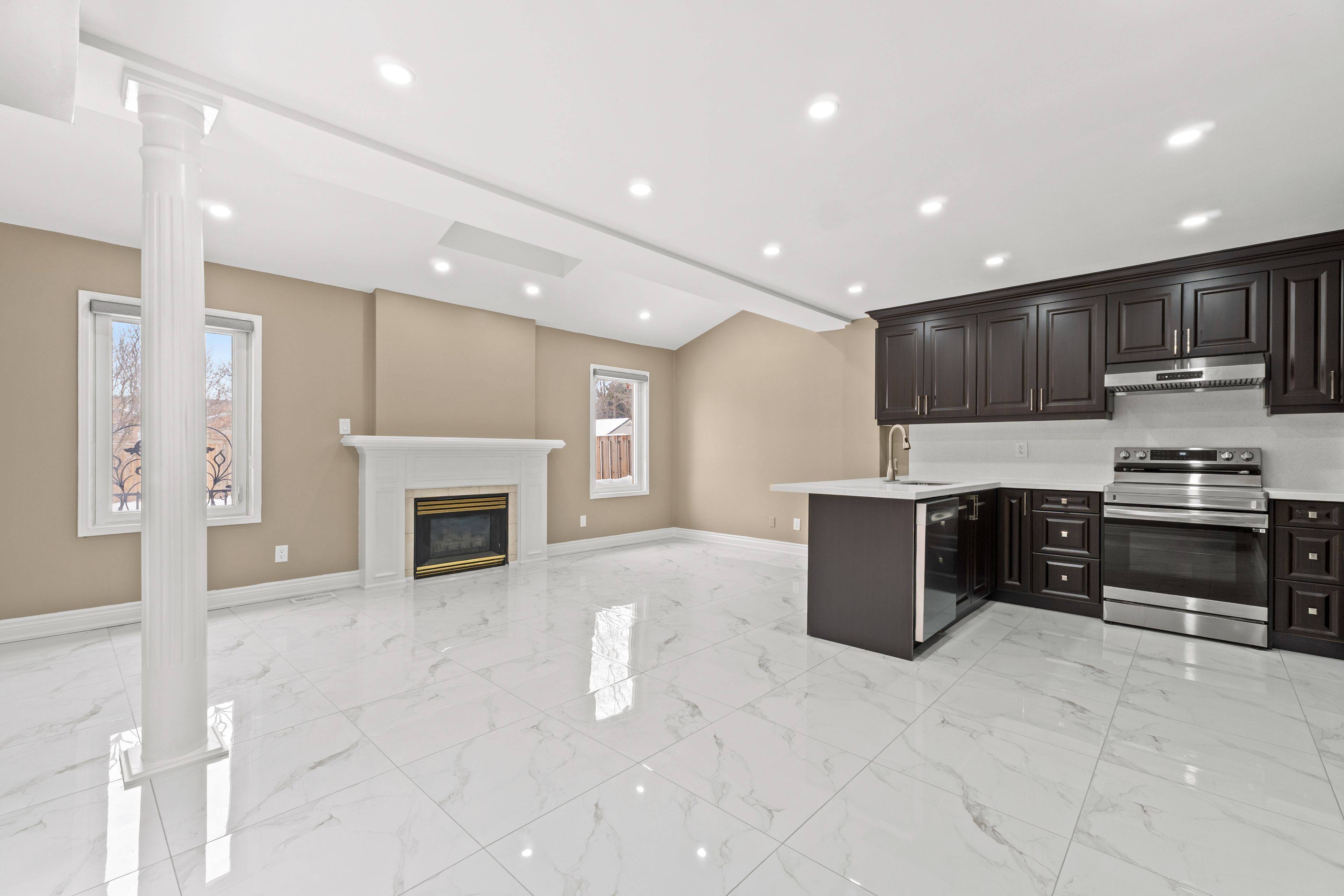 Brampton, ON L6R 1R5,122 Prairie Rose CIR #Upper