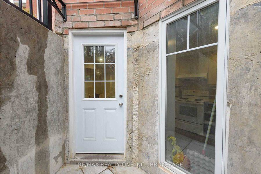 Mississauga, ON L5V 1M7,5112 Heatherleigh AVE #..Bsmt