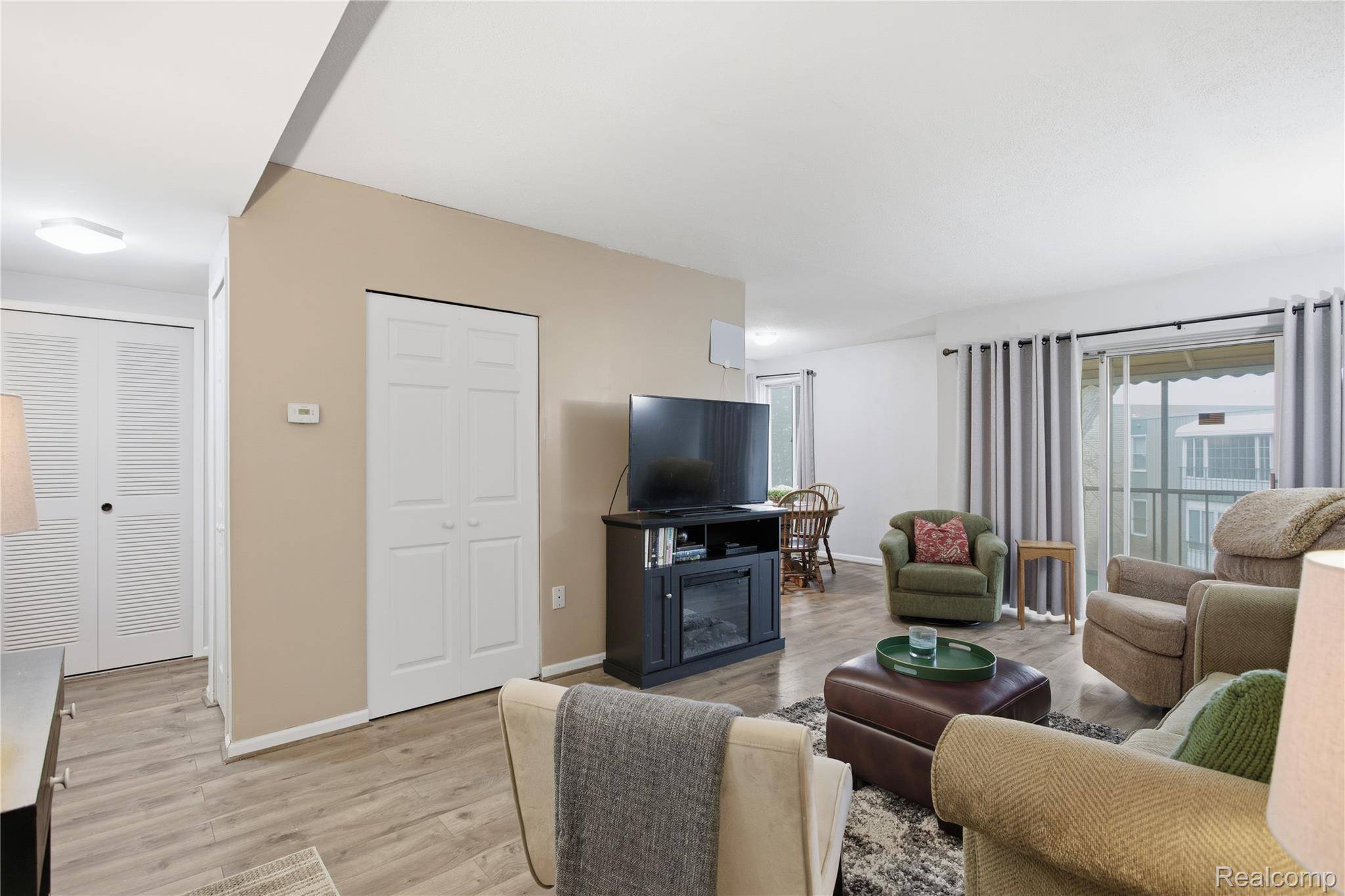 Livonia, MI 48152,33231 Fargo ST