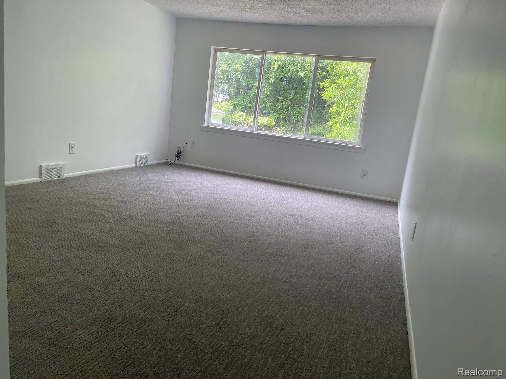 Livonia, MI 48154,14625 Bainbridge ST