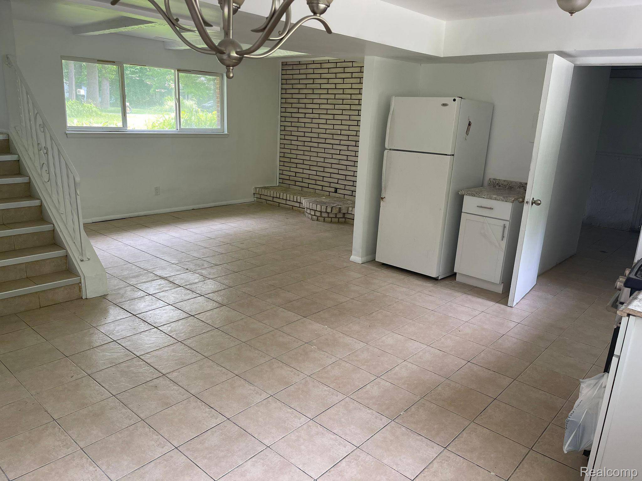 Livonia, MI 48154,14625 Bainbridge ST