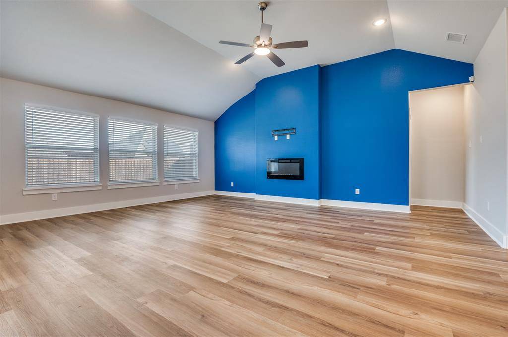 Waxahachie, TX 75165,237 Four Roses Drive