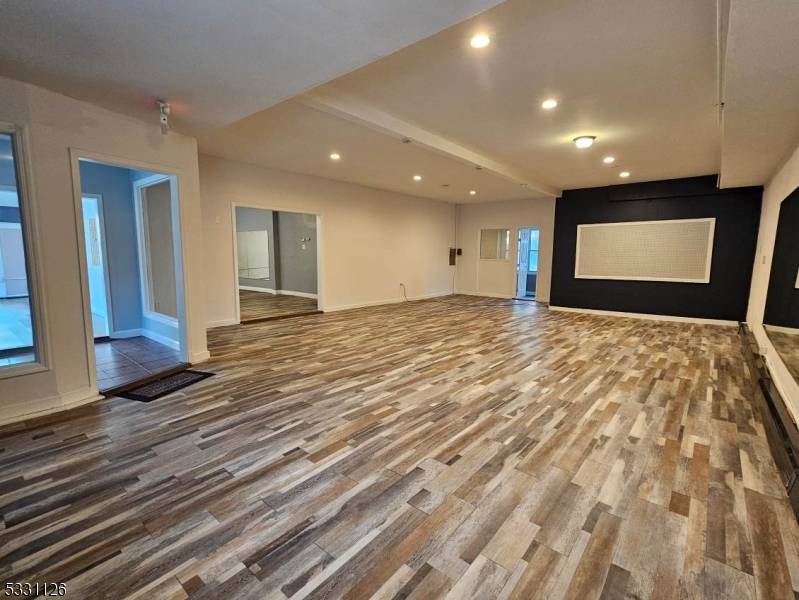 Mount Arlington Boro, NJ 07856,409 Howard Blvd