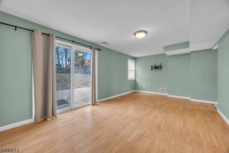 Franklin Twp., NJ 08873,40 Drake Rd