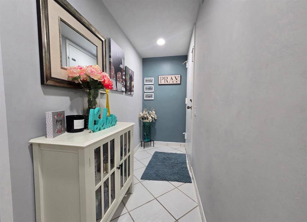 Coconut Creek, FL 33066,1103 Bahama Bend #H2 #H2