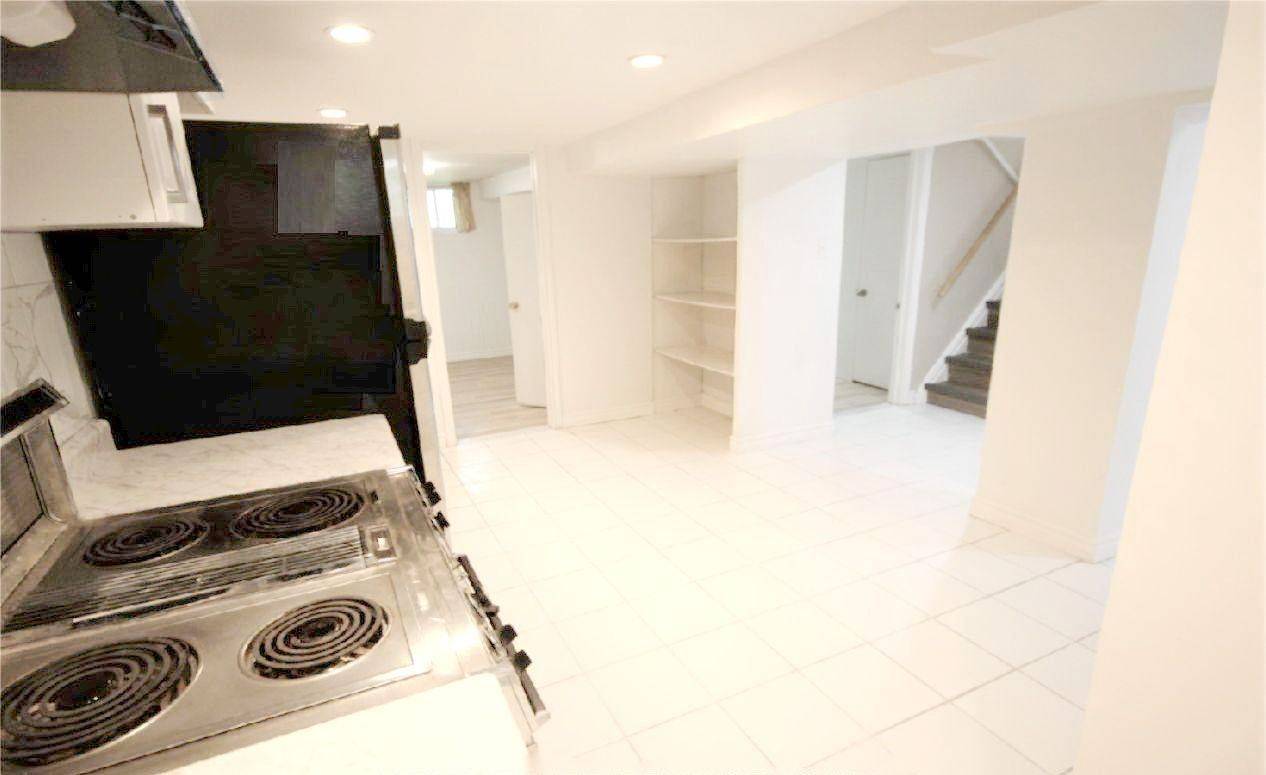 Hamilton, ON L8S 3A2,112 Leland ST #Bsmt