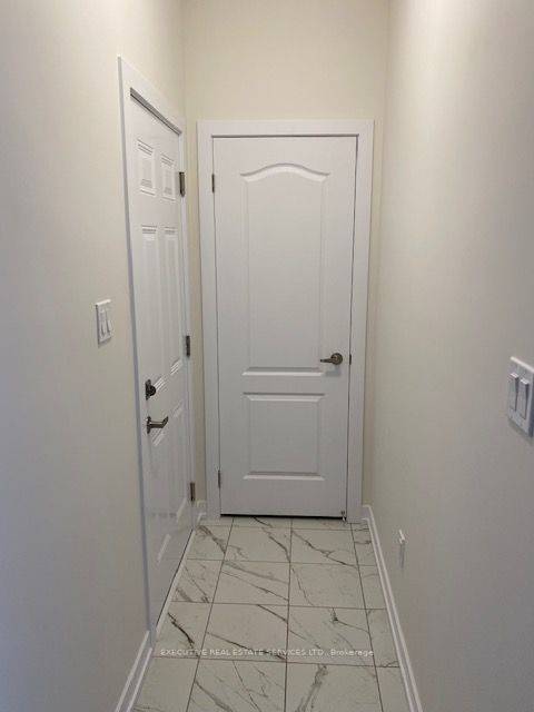 Brantford, ON N3T 0W6,24 Monteith DR