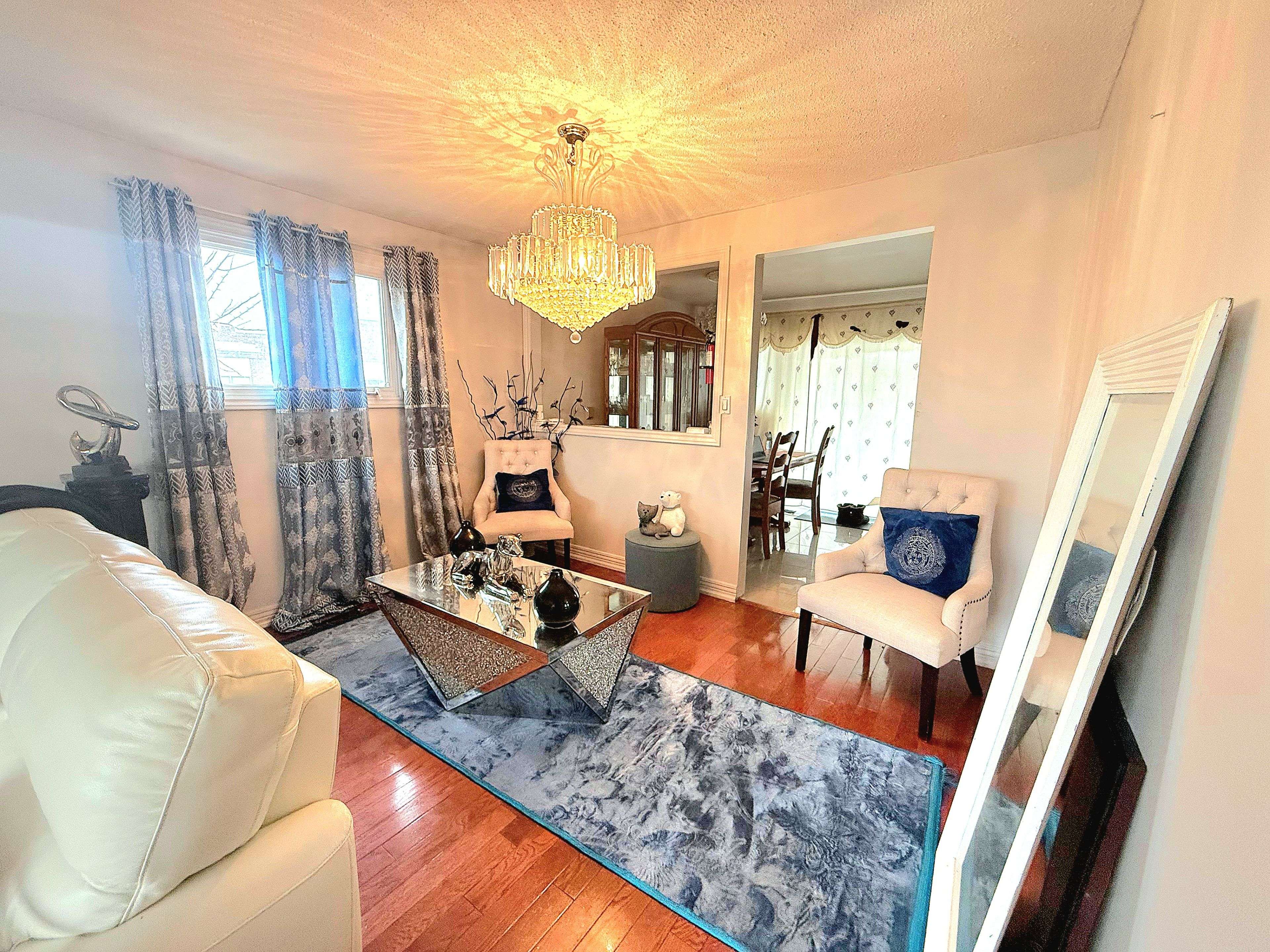 Mississauga, ON L4T 3M8,3720 Brandon Gate DR