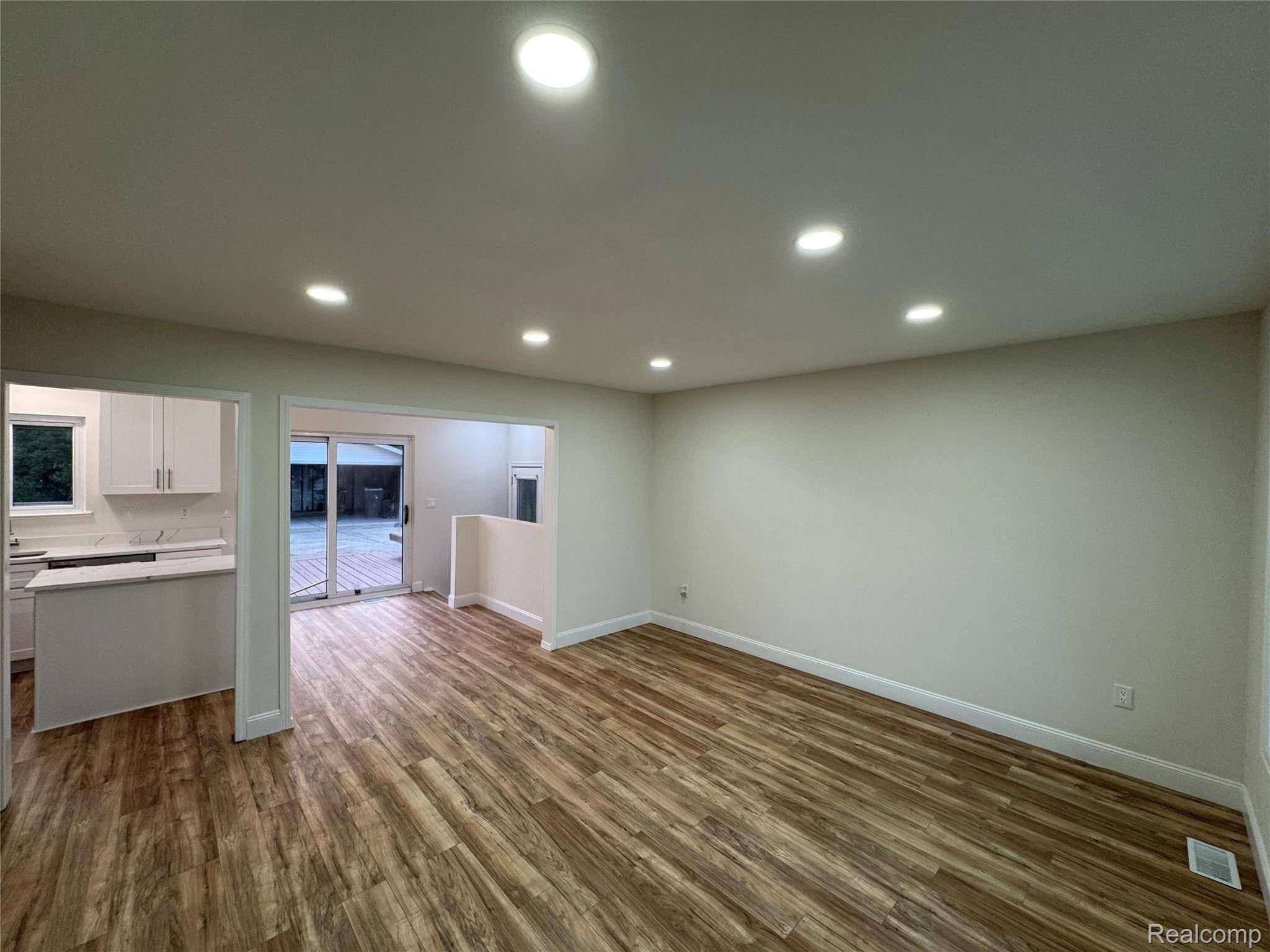 Clinton Township, MI 48038,42113 CLAYTON ST