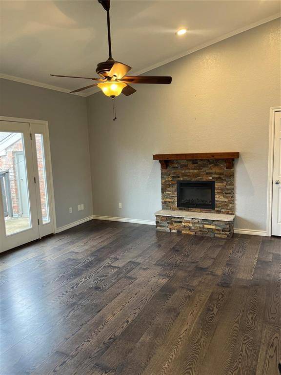 Arlington, TX 76006,411 Pebble Way #247