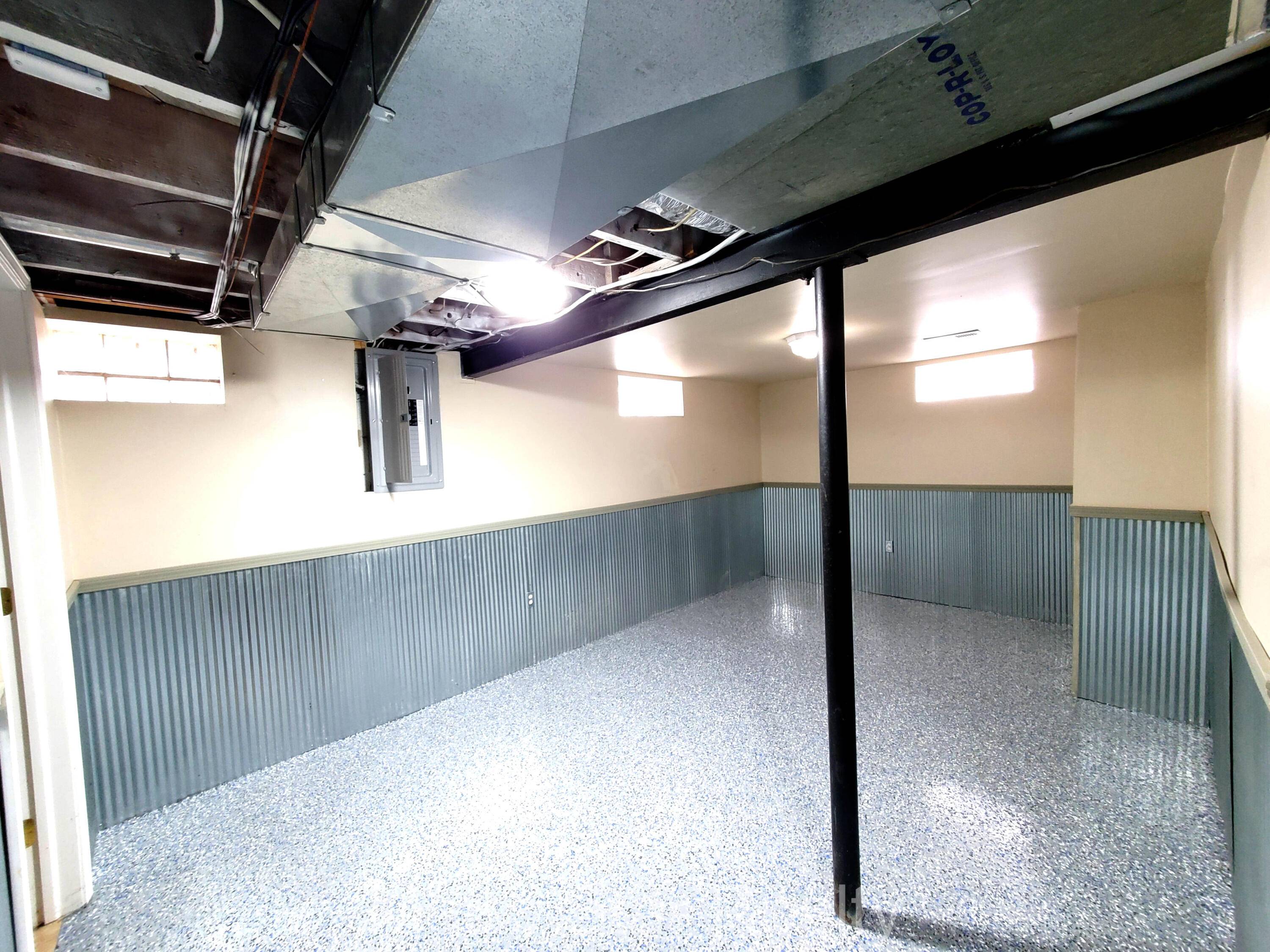 Royal Oak, MI 48067,315 N Minerva AVE