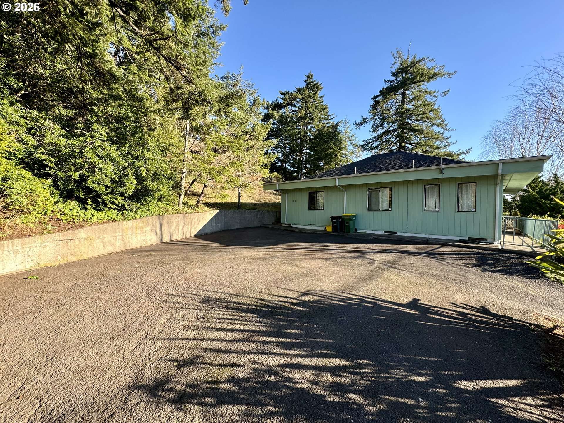 Florence, OR 97439,1647 12TH ST