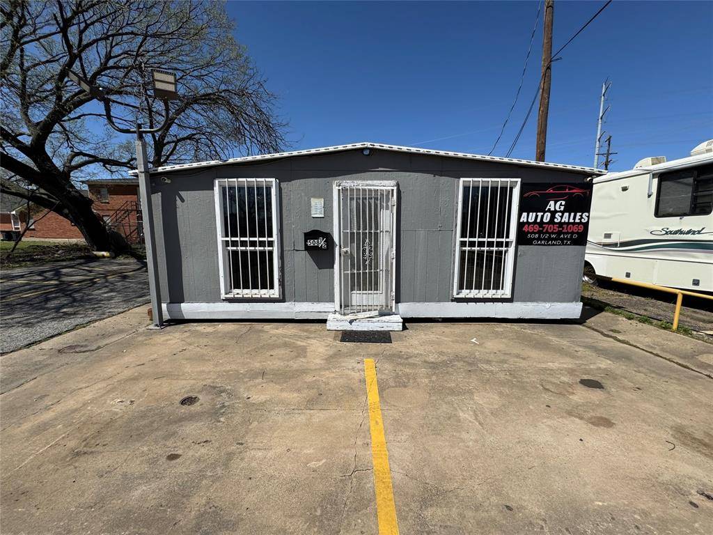 Garland, TX 75040,508 W Avenue D