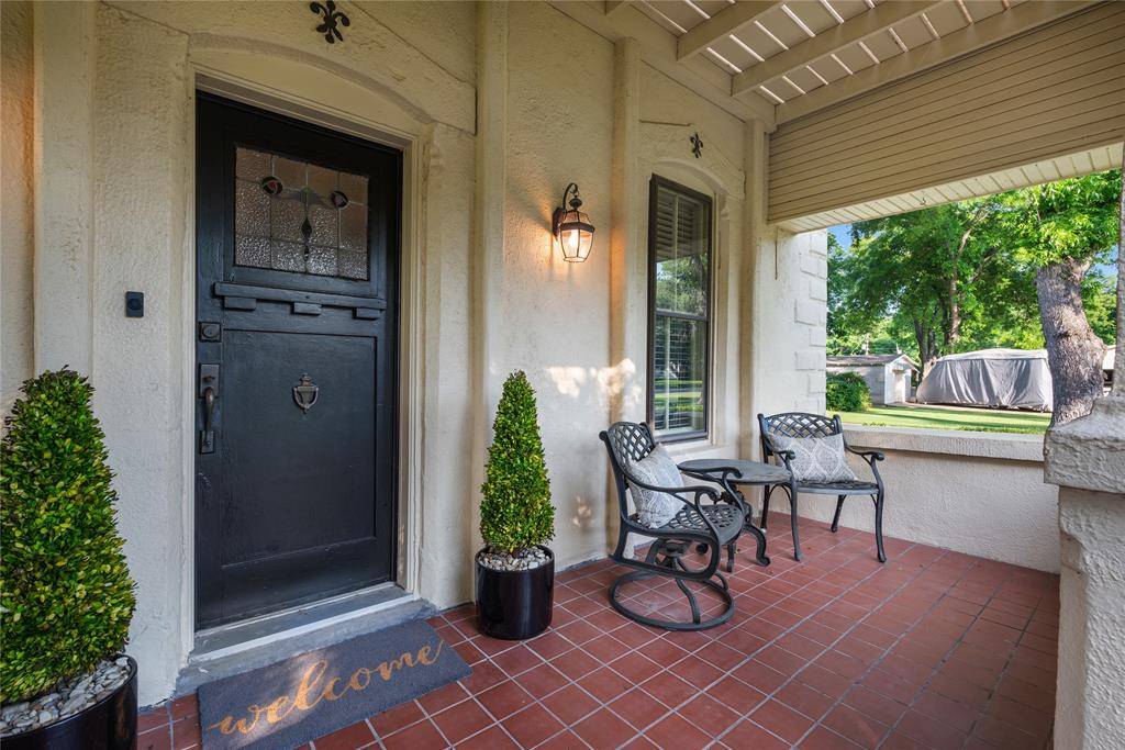 Clifton, TX 76634,415 N Avenue I