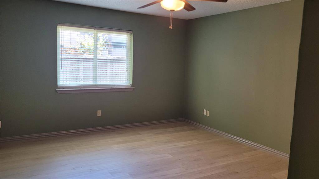 Garland, TX 75043,5021 Buttonwood Lane