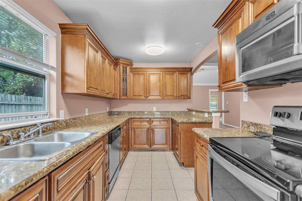 Dallas, TX 75227,2933 Curvilinear Court