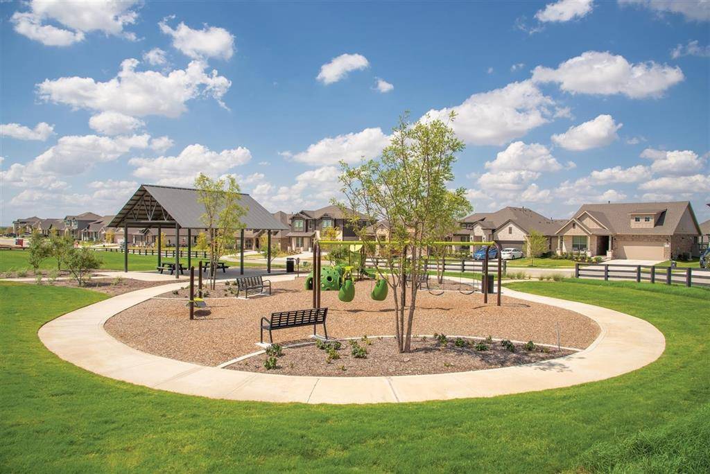 Northlake, TX 76247,2025 Gray