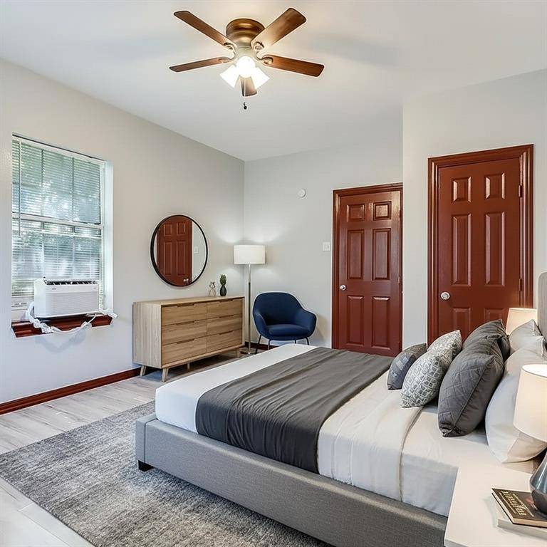 Fort Worth, TX 76110,2937 S Adams Street