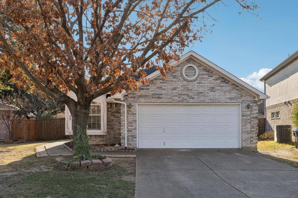 Mckinney, TX 75072,906 Park Row Circle