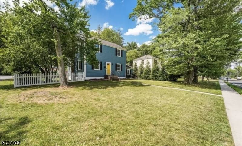 Livingston Twp., NJ 07039,480 S Livingston Ave