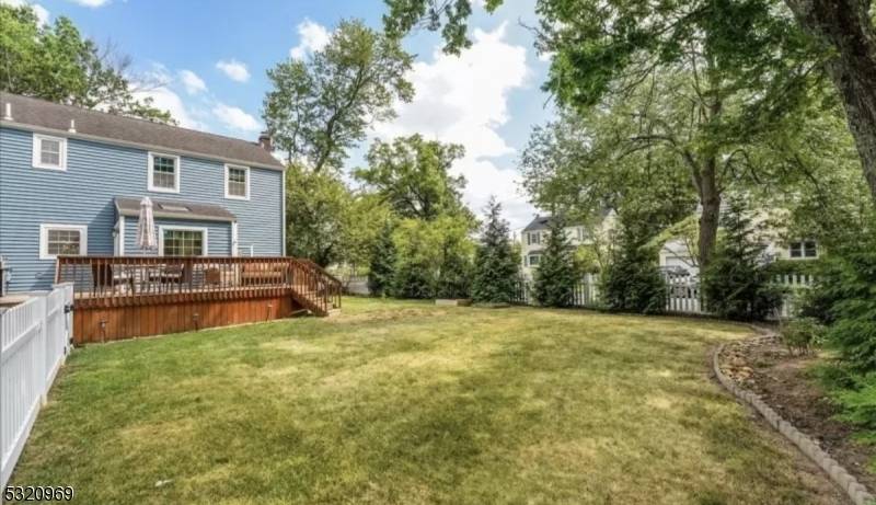 Livingston Twp., NJ 07039,480 S Livingston Ave