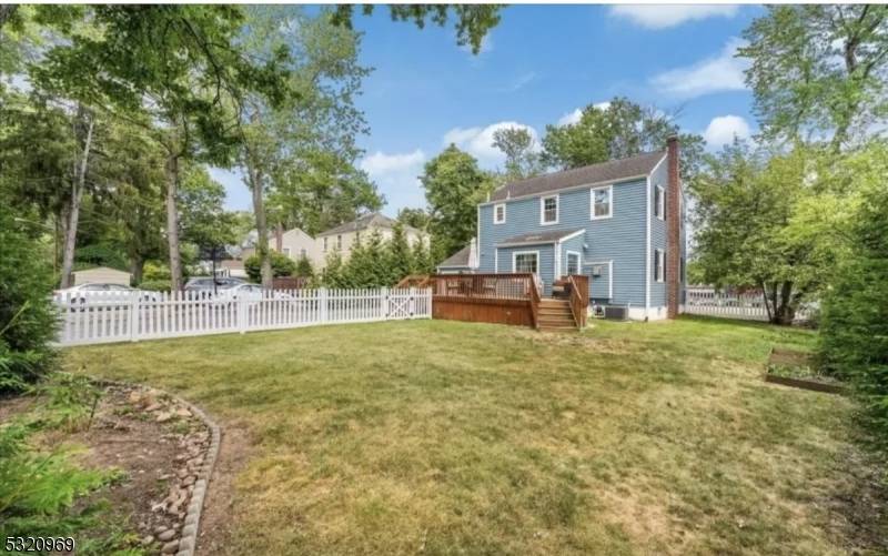 Livingston Twp., NJ 07039,480 S Livingston Ave