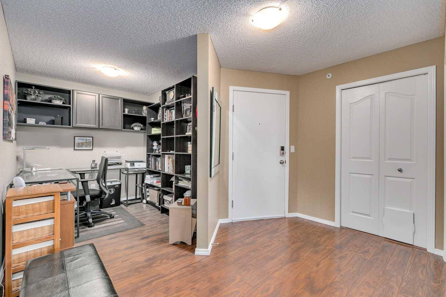 Calgary, AB T3K 0M2,60 Panatella ST NW #2414