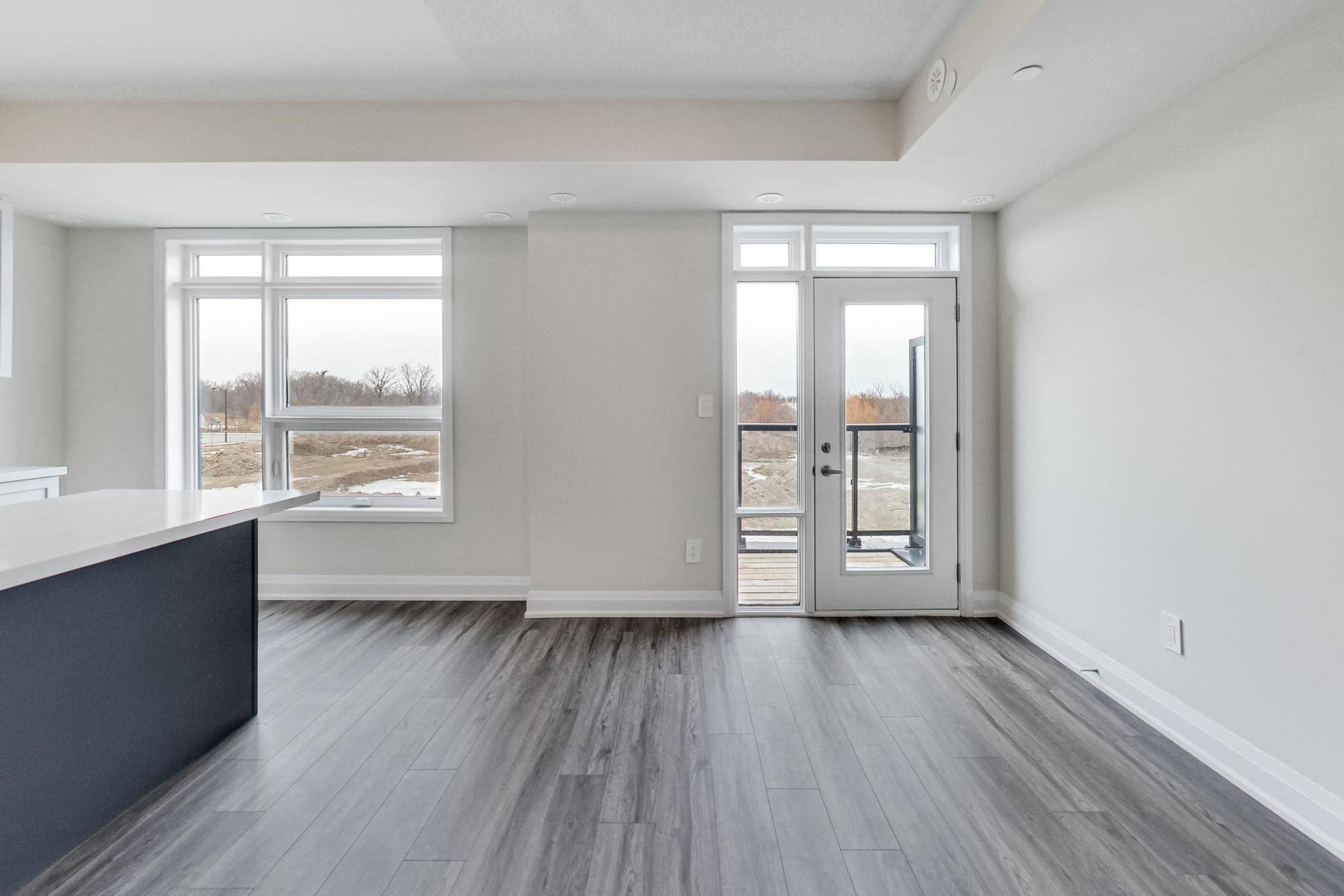 Milton, ON L9E 0J2,1577 Rose WAY #103