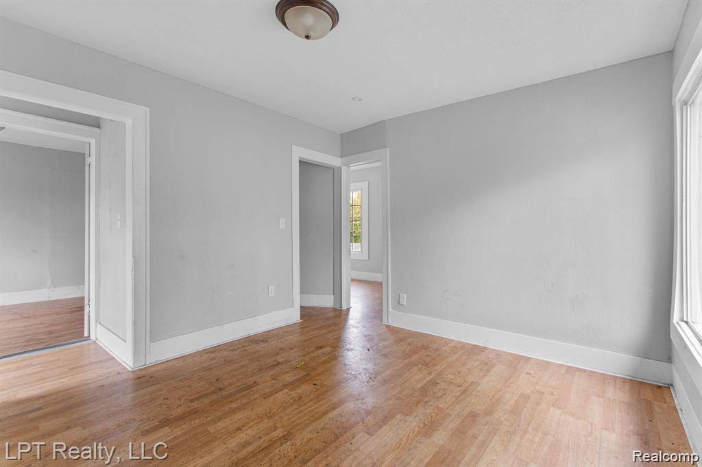 Detroit, MI 48215,2174 Springle ST ST