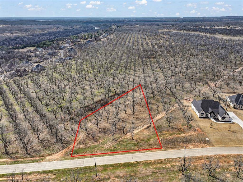Granbury, TX 76049,8419 W Landings Road