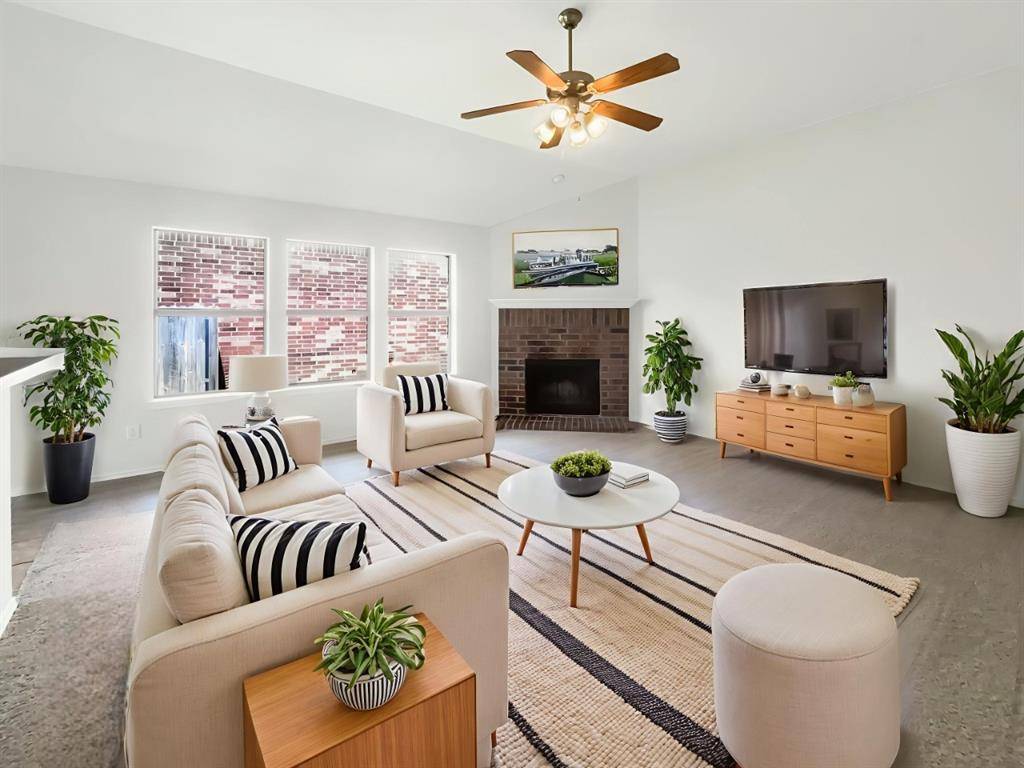 Cross Roads, TX 76227,8804 Trailblazer Drive