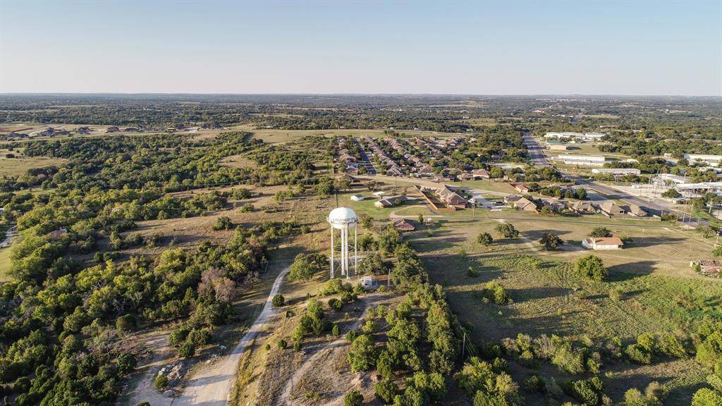 Weatherford, TX 76085,1713 N Main Street