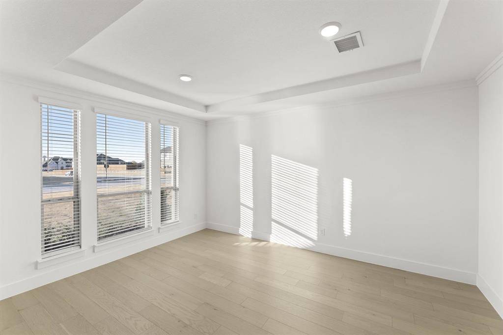 Ovilla, TX 75154,290 Cheyenne Mountain Drive