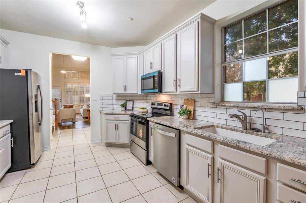 Plano, TX 75024,4562 Sycamore Drive