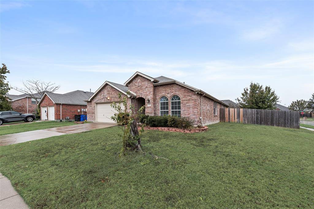 Forney, TX 75126,100 Lone Oak Court