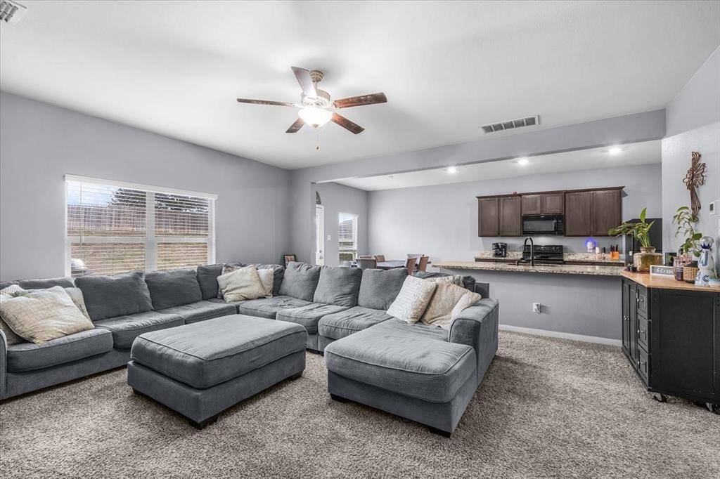 Newark, TX 76071,112 Yearling Court