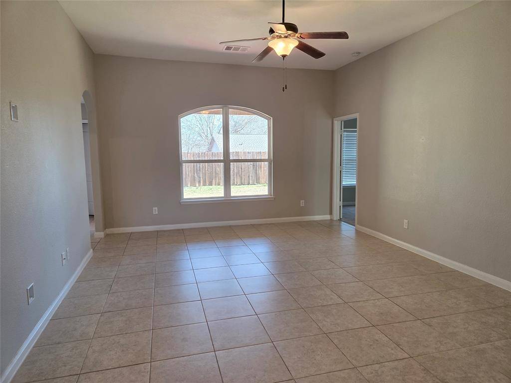 Denton, TX 76209,908 Oak Valley Drive