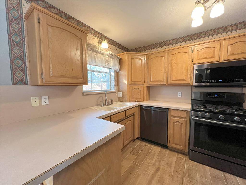 Boyd, TX 76023,408 W Morton Street