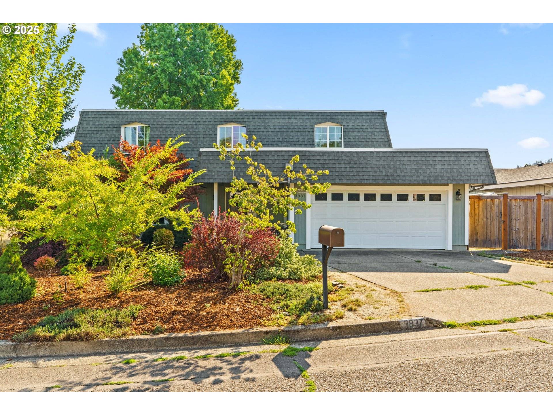 Eugene, OR 97405,3837 KEVINGTON AVE