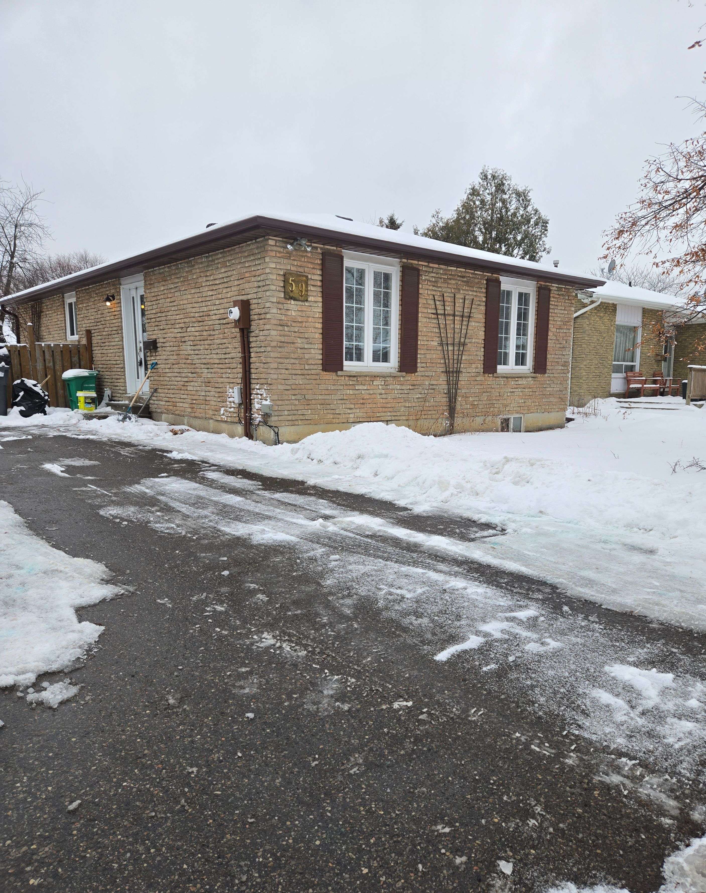 Brampton, ON L6V 2E2,59 Reigate AVE