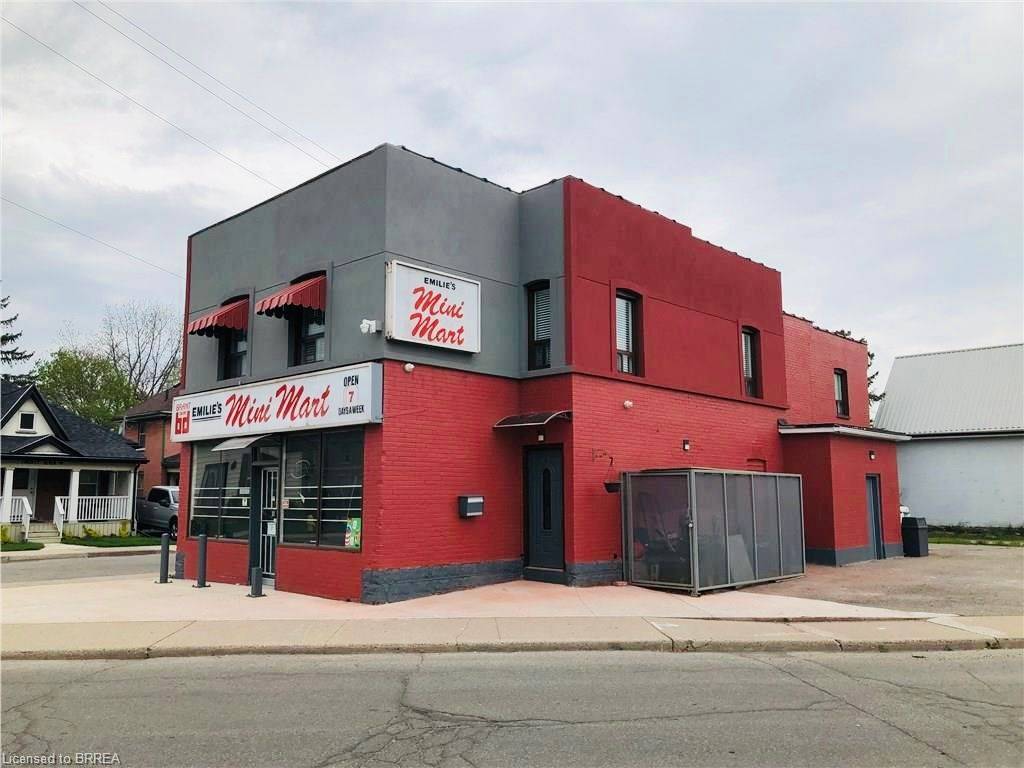 Brantford, ON N3S 1T1,85 Emilie ST #1