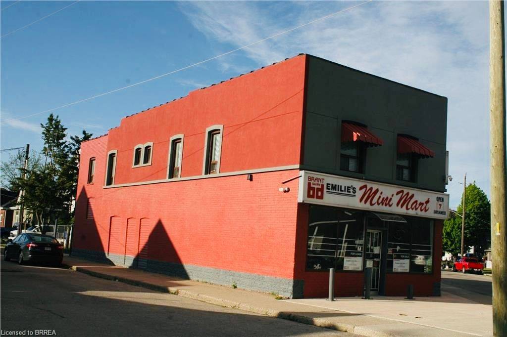 Brantford, ON N3S 1T1,85 Emilie ST #1