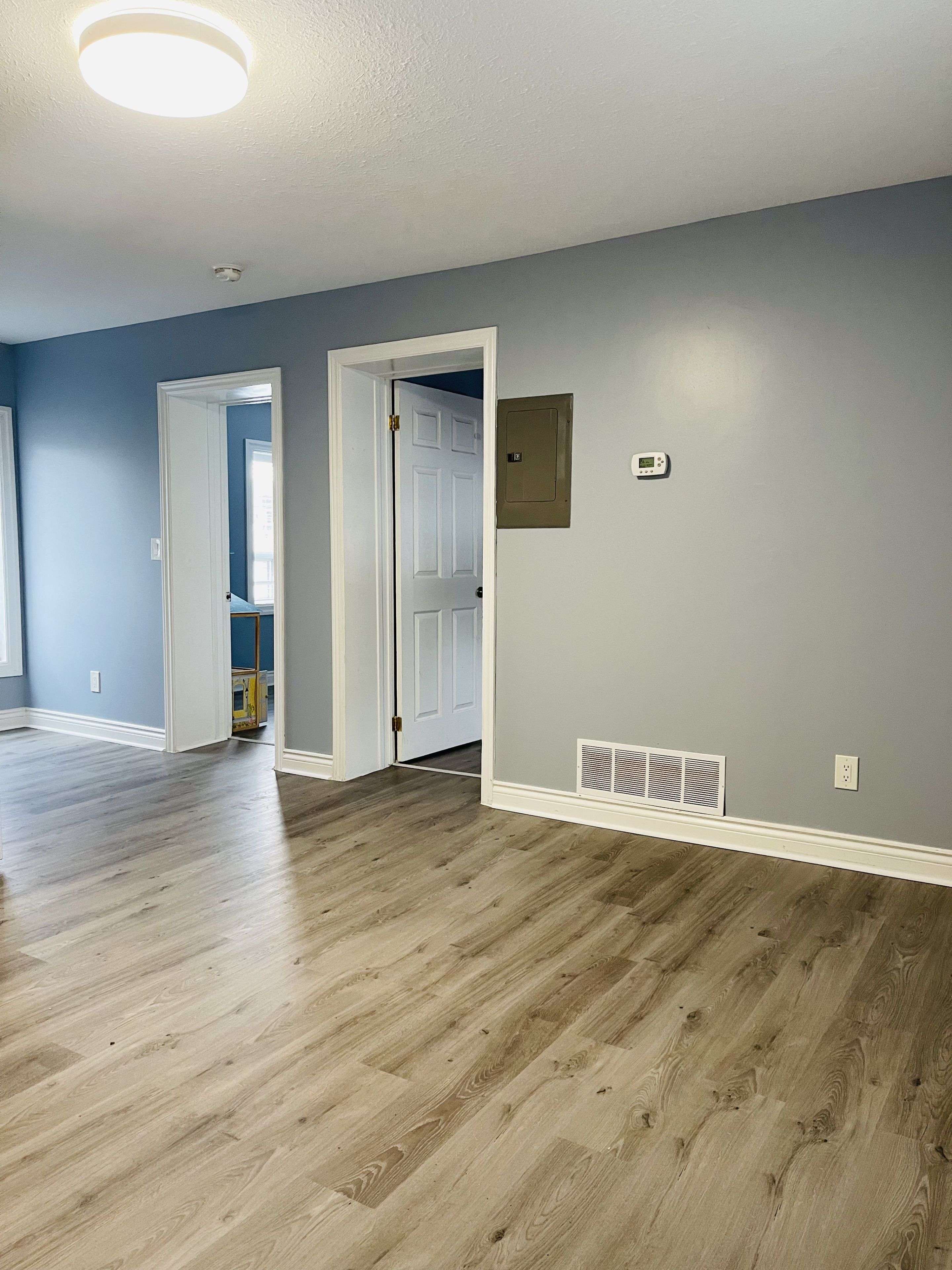 Brantford, ON N3S 1T1,85 Emilie ST #1