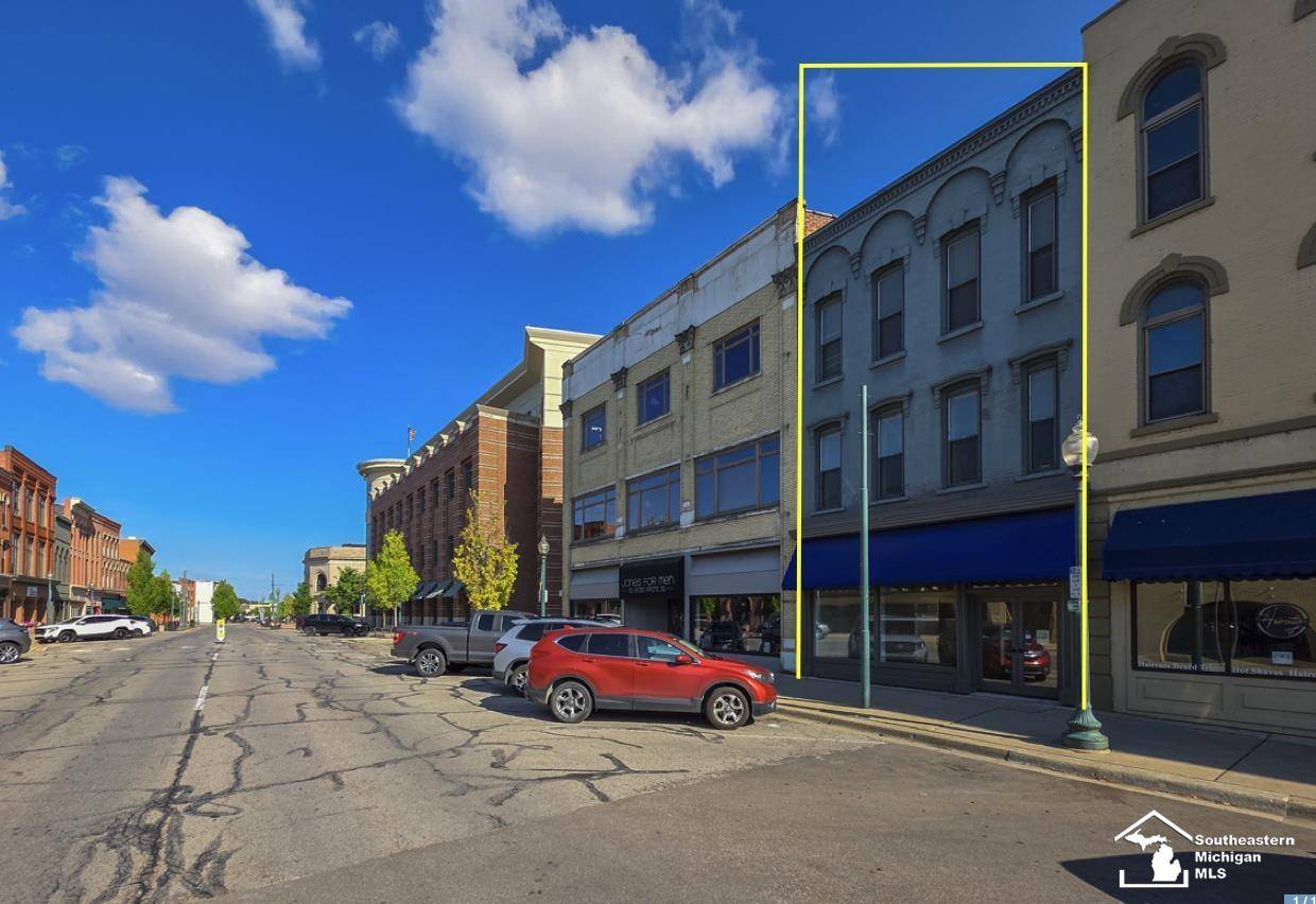 Monroe, MI 48161,8 E Front ST