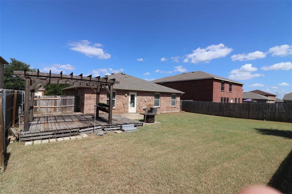 Arlington, TX 76002,8416 River Bluffs Drive