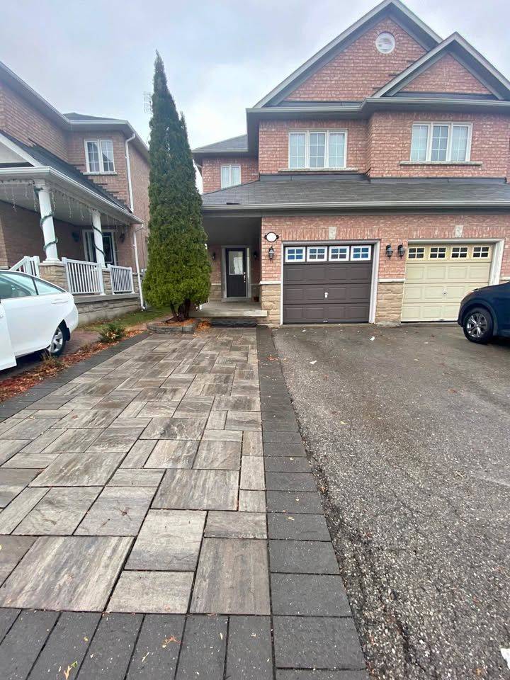 Mississauga, ON L5M 7N1,5610 Freshwater DR