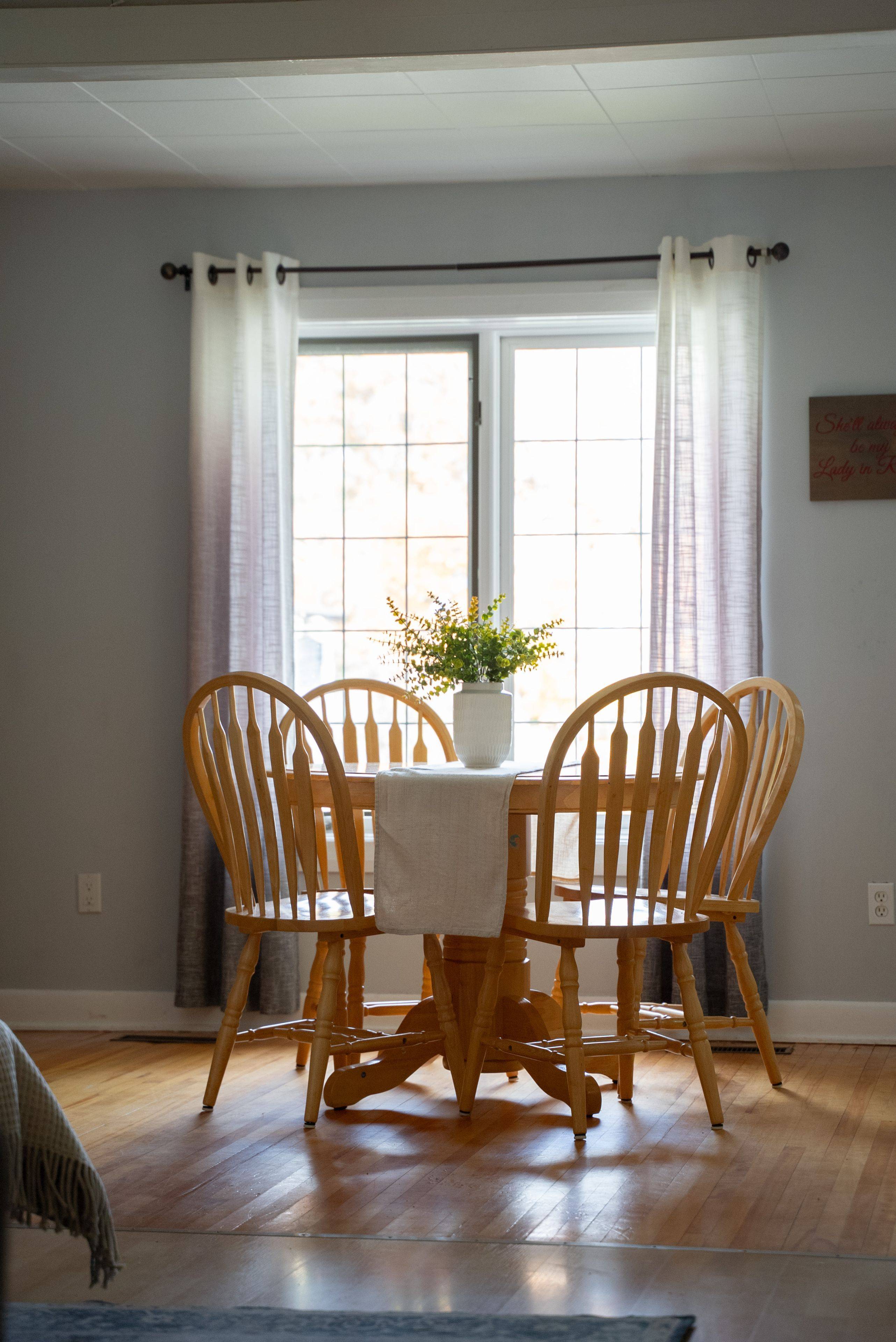 Huntsville, ON P1H 1T5,3 CORA ST E